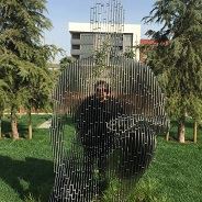 THUMB-Kneeling Man thru