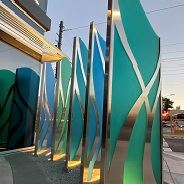 Thumbnail size image of sculpture "Wave"