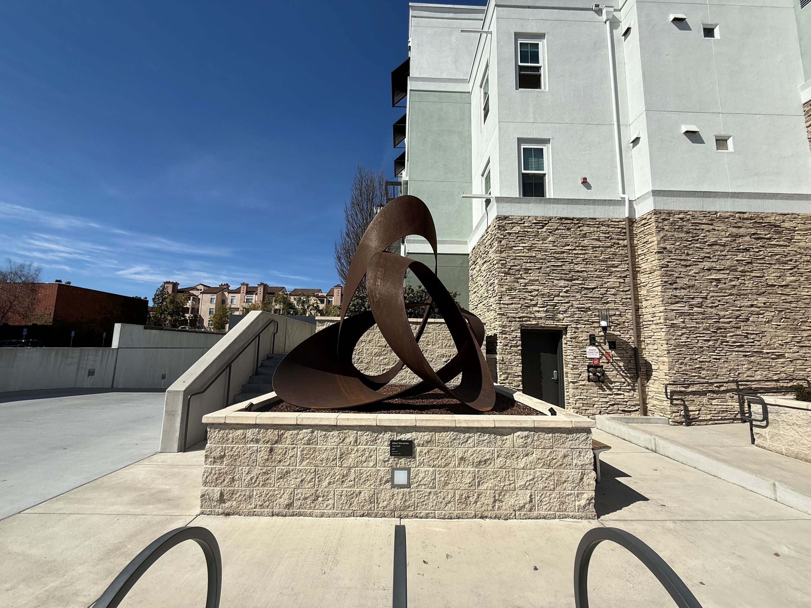 True North-The Lark Sculpture